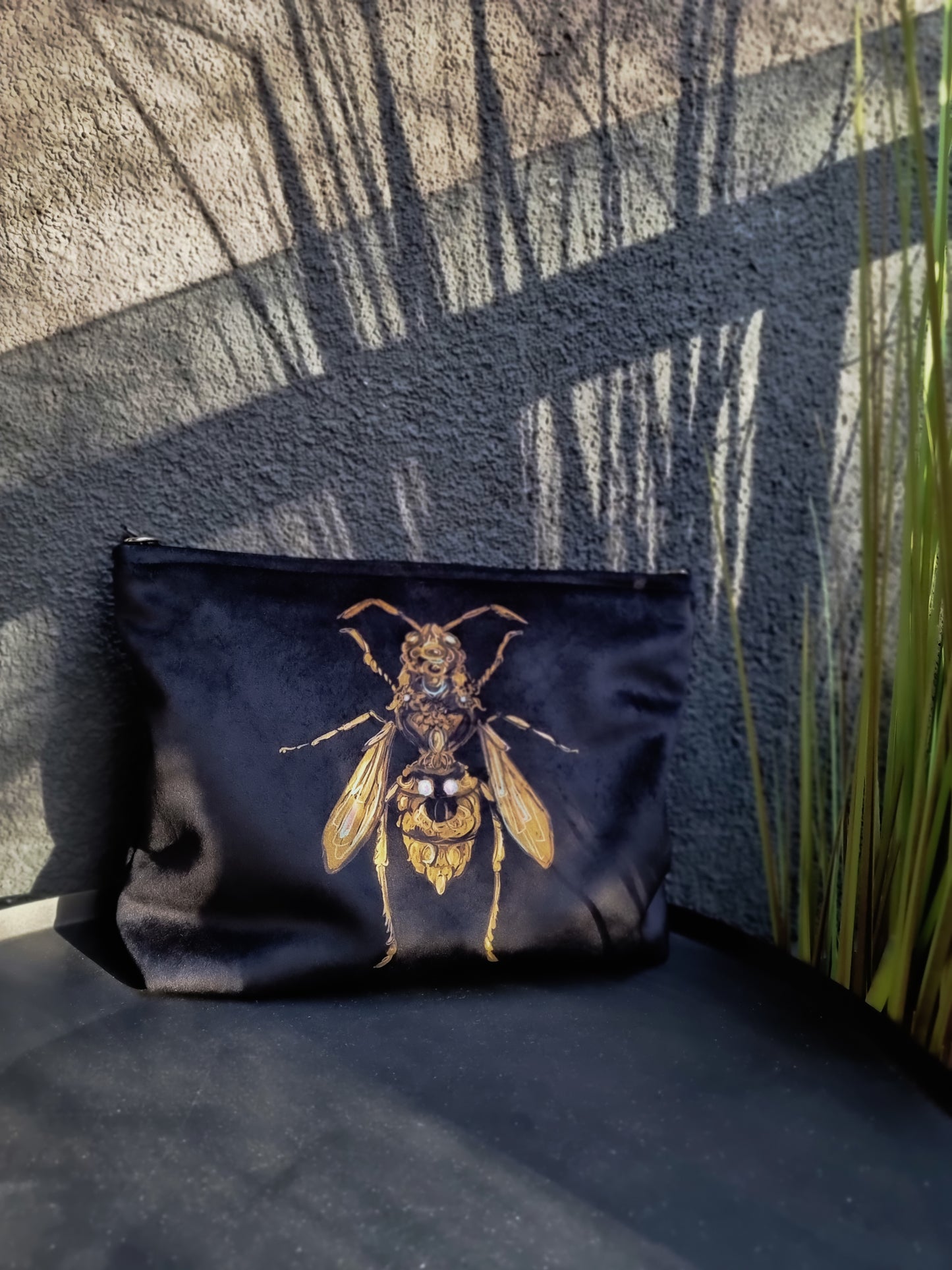 Kosmetinė-delninė „Bičių karalienė“