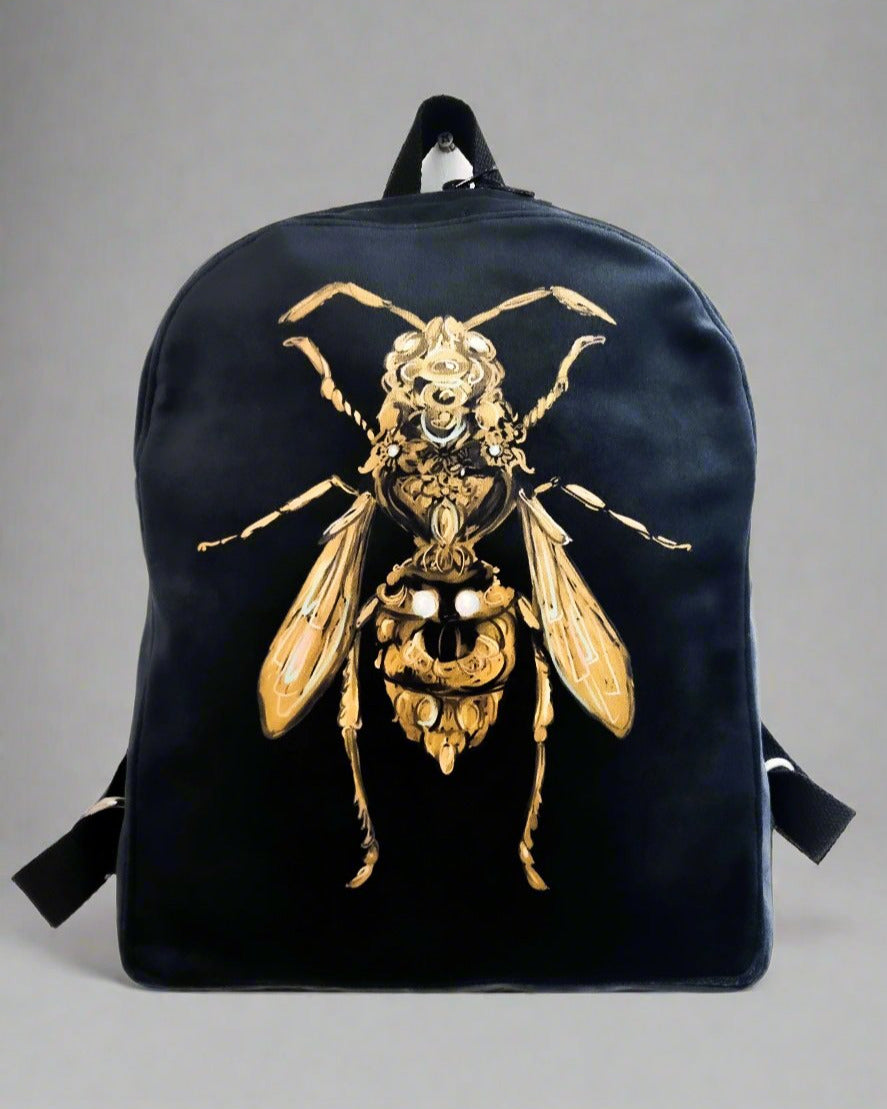 Kuprinė „Bičių karalienė“