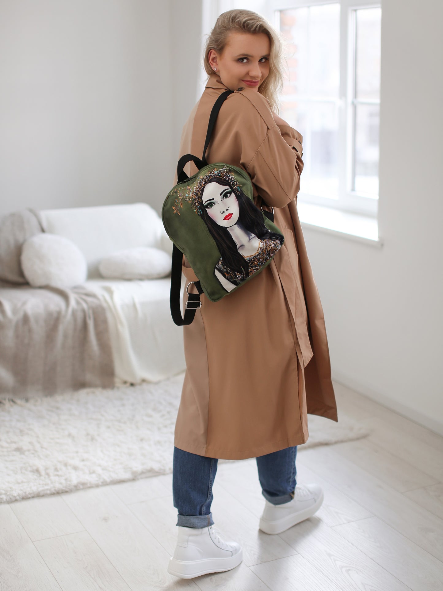 Kuprinė „Miško deivė“