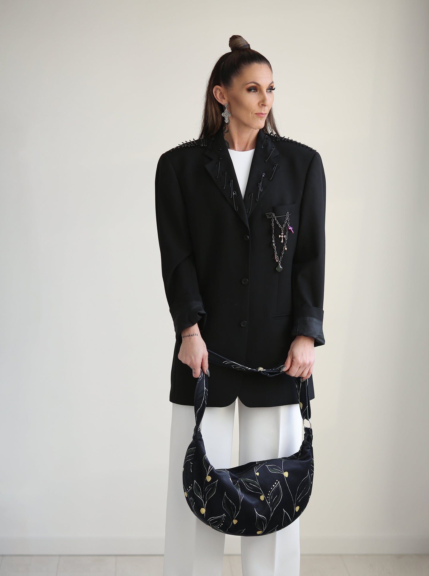 „Hobo“ rankinė „Pumpurai“