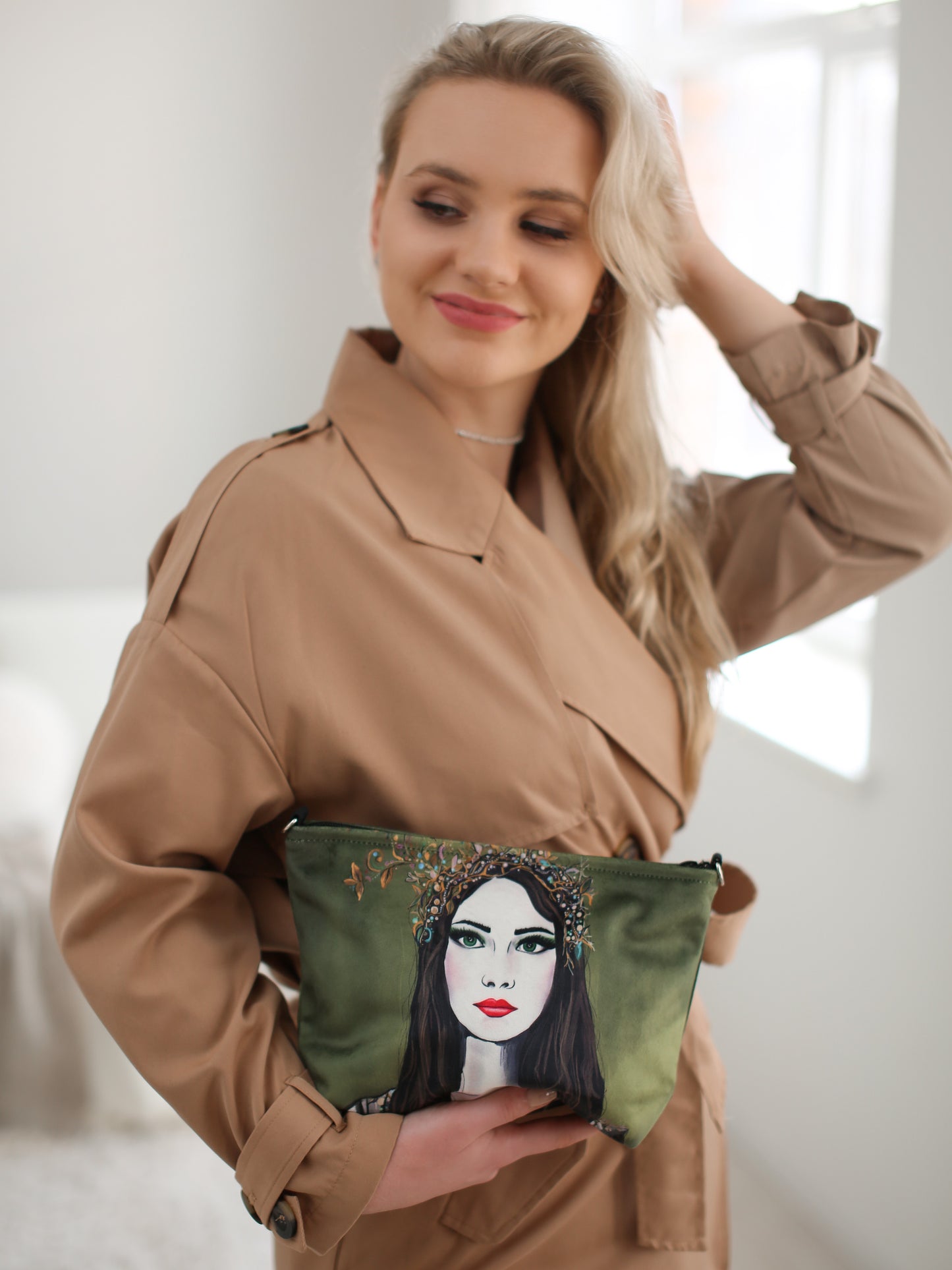 Kosmetinė-delninė „Miško deivė“