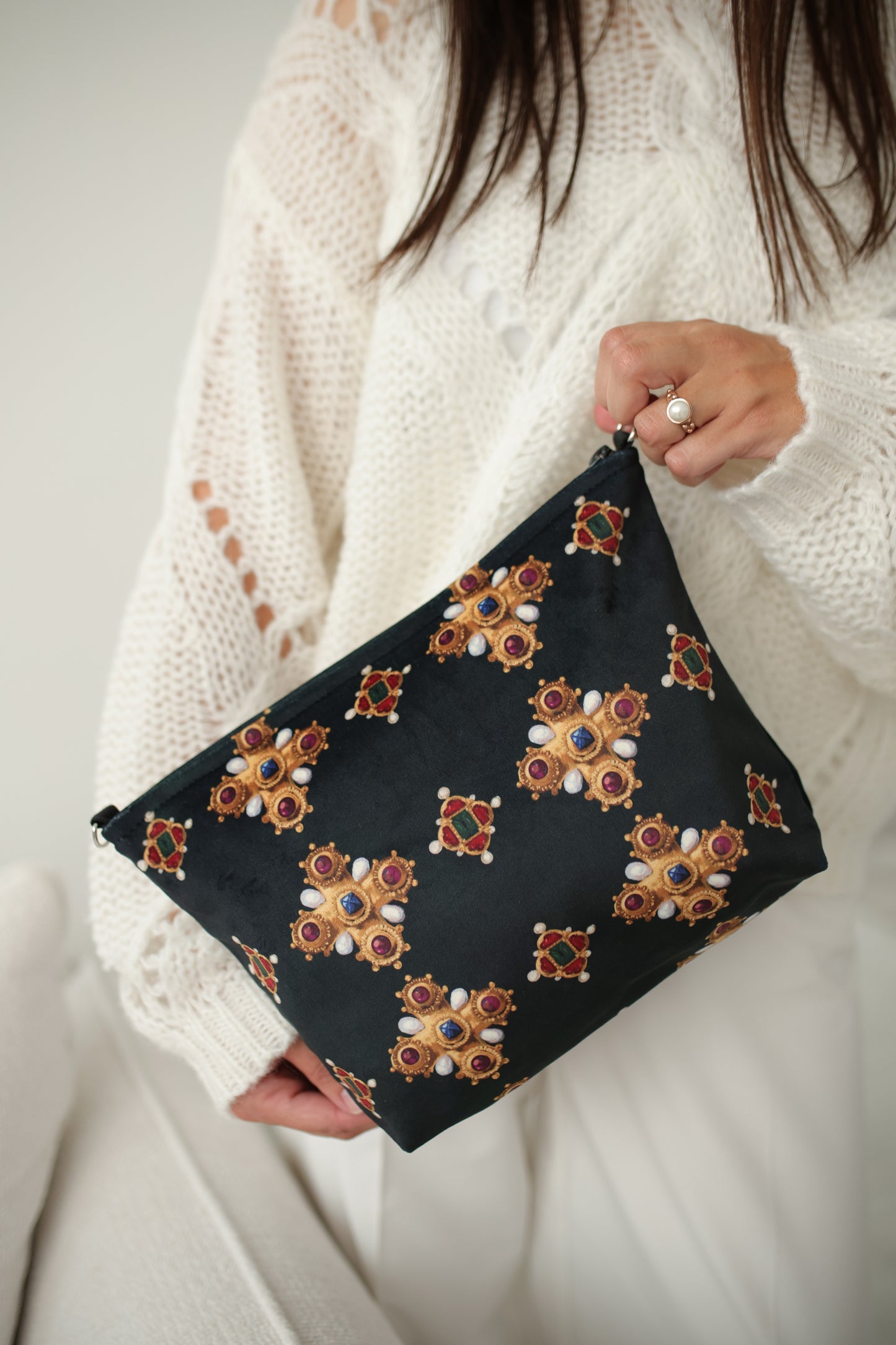 Kosmetinė-delninė „Segės“